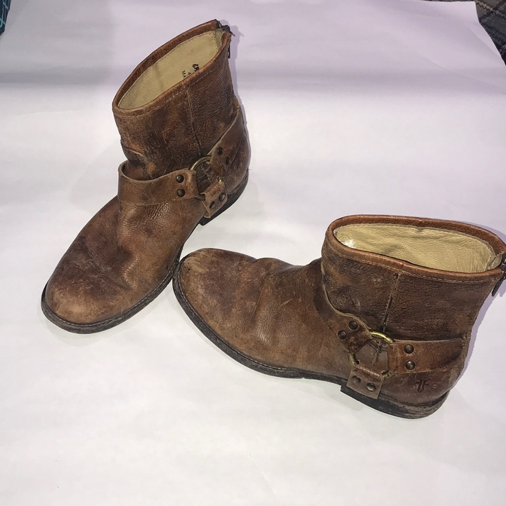 Authetic Frye ankle boots!